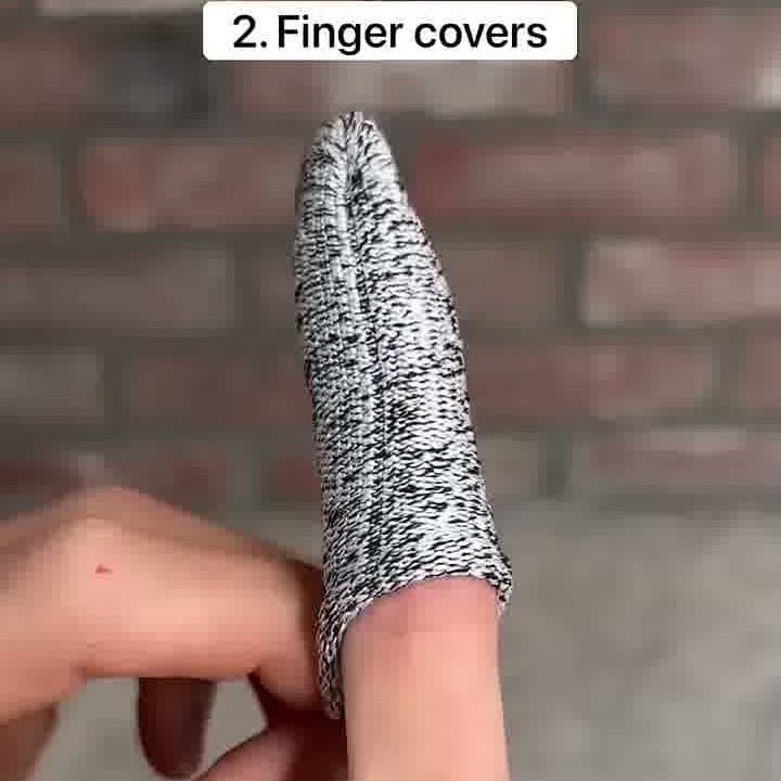 Breathable Seamless Touchscreen Finger Sleeves for Gaming & Clean Snacking - official Amazon product photo